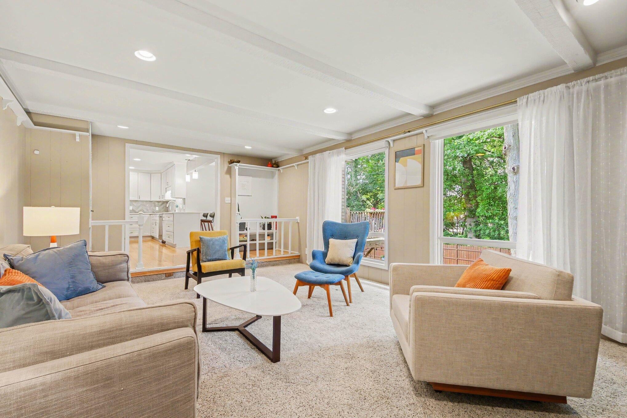 2467 43rd Street SW