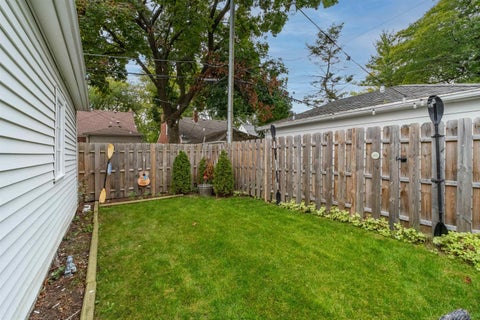 Tiny photo for 409 Madison Street, Grosse Pointe Farms City, MI 48236 (MLS # 58050223680)