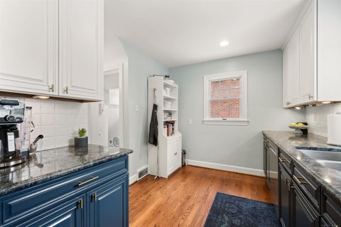 Tiny photo for 409 Madison Street, Grosse Pointe Farms City, MI 48236 (MLS # 58050223680)