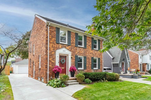 Photo of 409 Madison Street, Grosse Pointe Farms City, MI 48236 (MLS # 58050223680)