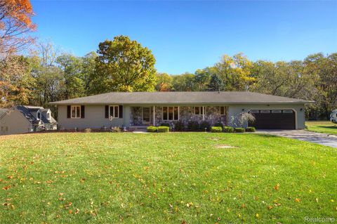 7603 Hamburg Road Hamburg Township MI 48116