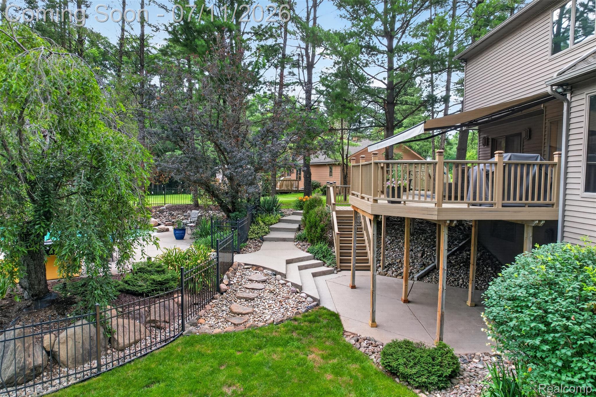7772 Athlone Drive
