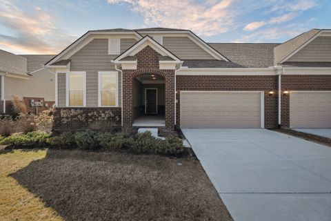527 HOLMDALE Way Pittsfield Charter Township Washtenaw MI 48108