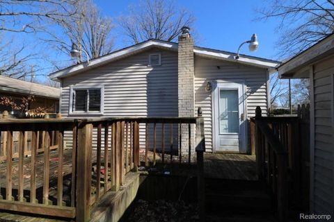 Tiny photo for 3143 Maywood Drive, Mt Morris Township, MI 48504 (MLS # 20261019967)