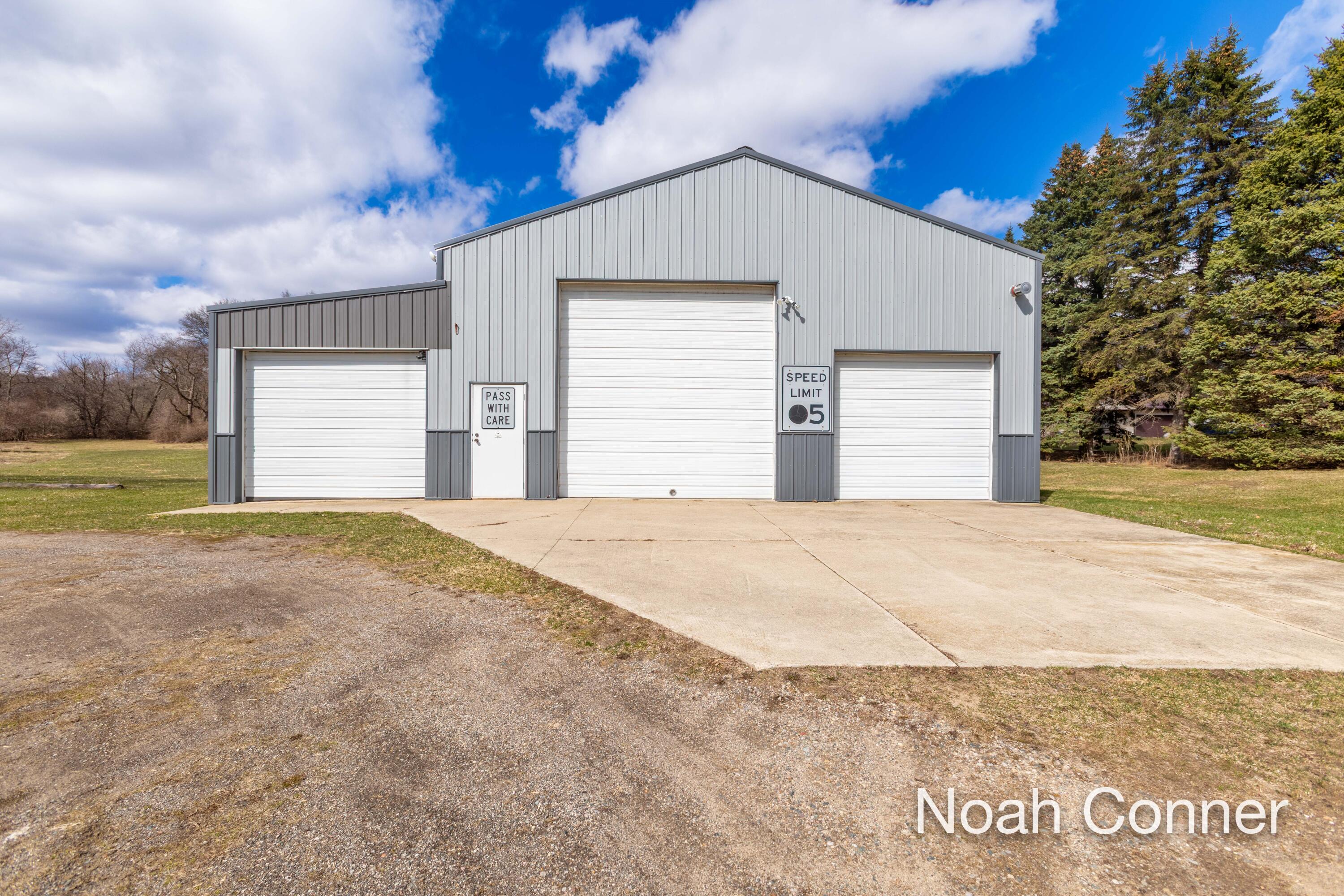 5295 Belding Road NE