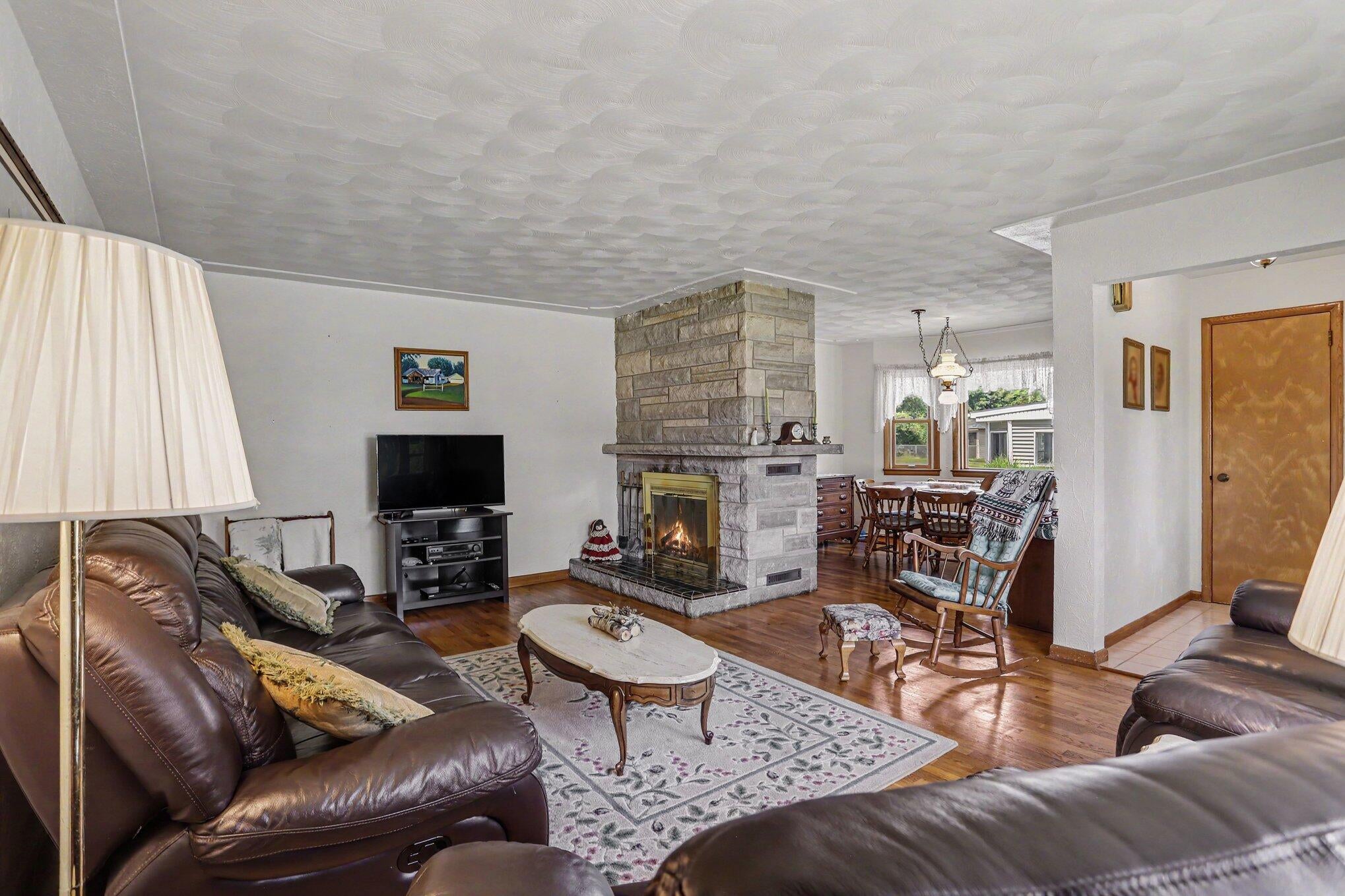 314 Pepperidge Lane