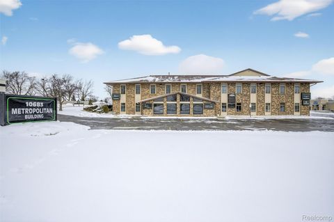 10683 S SAGINAW Street D Grand Blanc City MI 48439