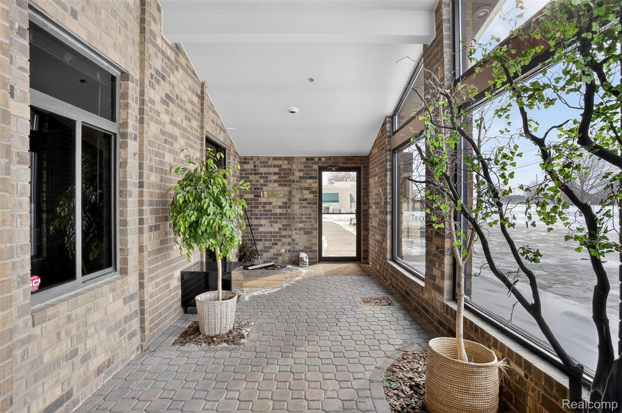 10683 S SAGINAW Street D