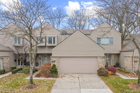 1002 Ann Street Birmingham City MI 48009