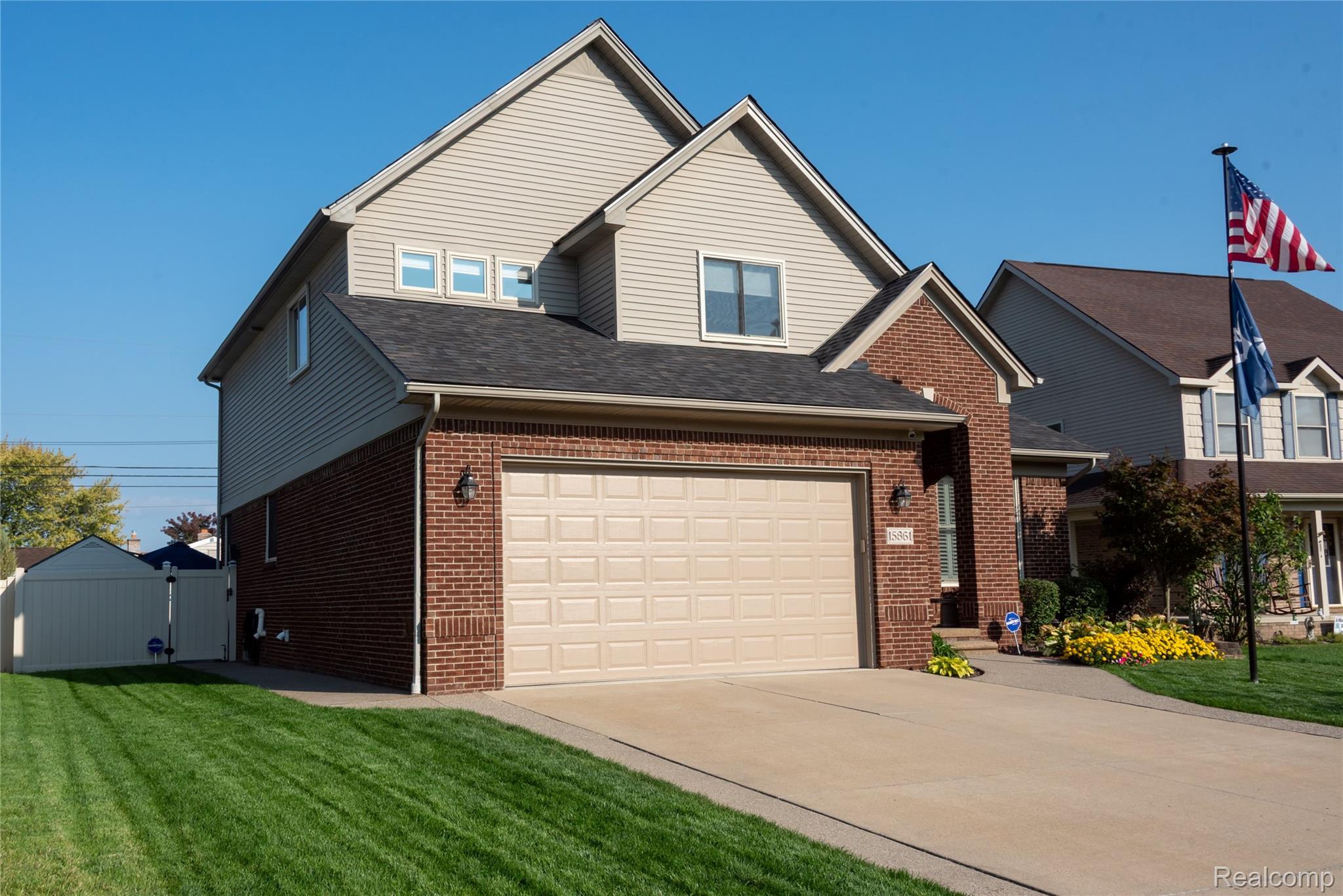 15861 Humphrey Street