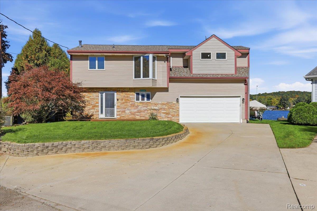 2245 Wiggen Lane