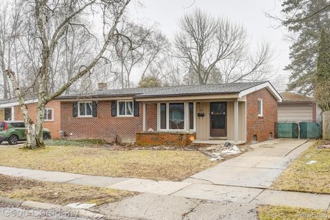 Photo of 413 Poplar Avenue, Royal Oak City, MI 48073 (MLS # 20261010620)