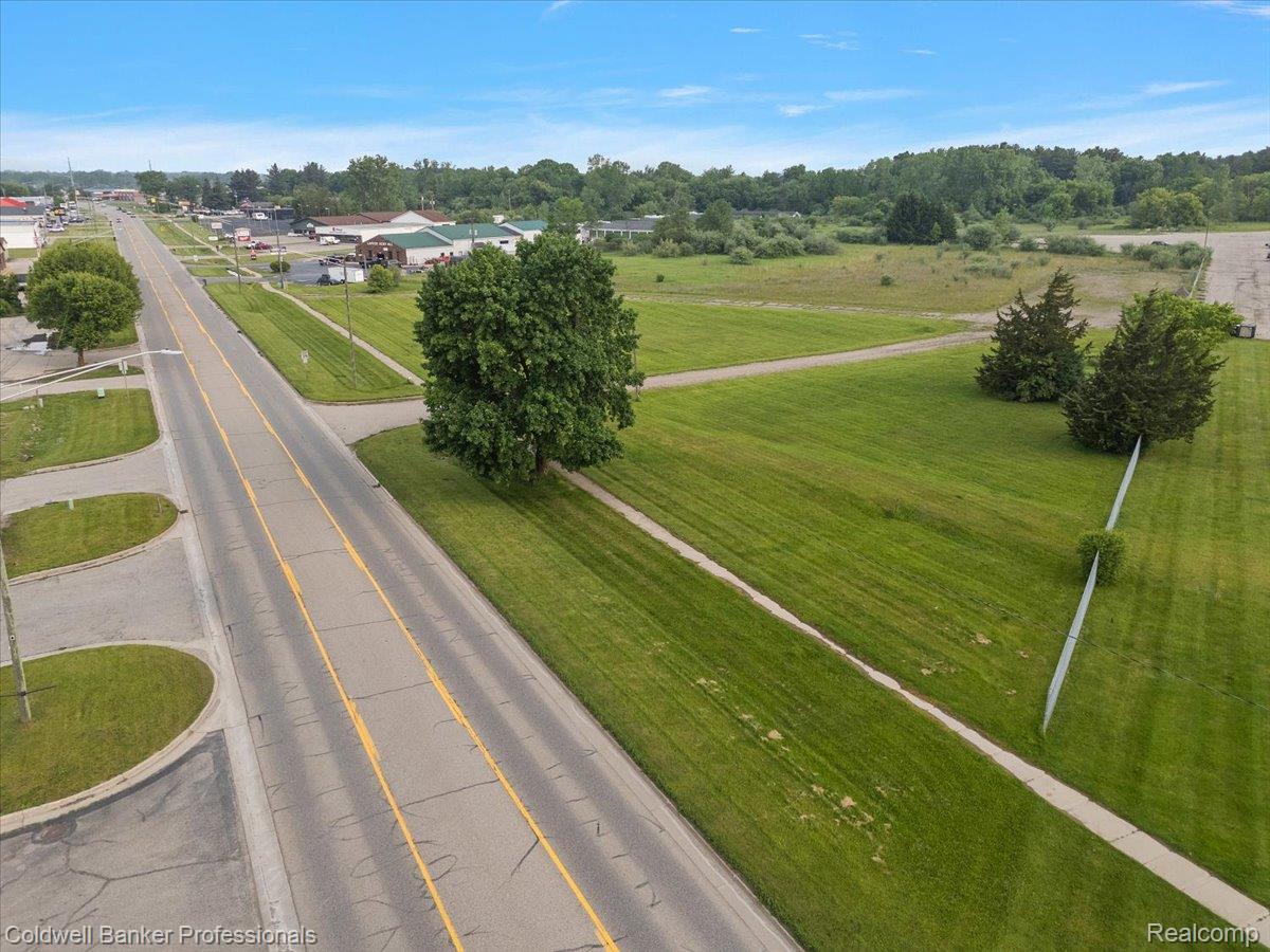 00 Imlay City Road
