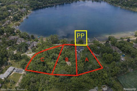 0004 Klingensmith Bloomfield Hills City MI 48302