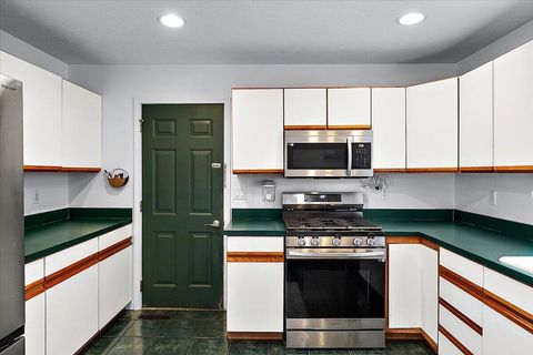 Tiny photo for 1491 Country Knoll Place, Lincoln Charter Township, MI 49085 (MLS # 69026013439)