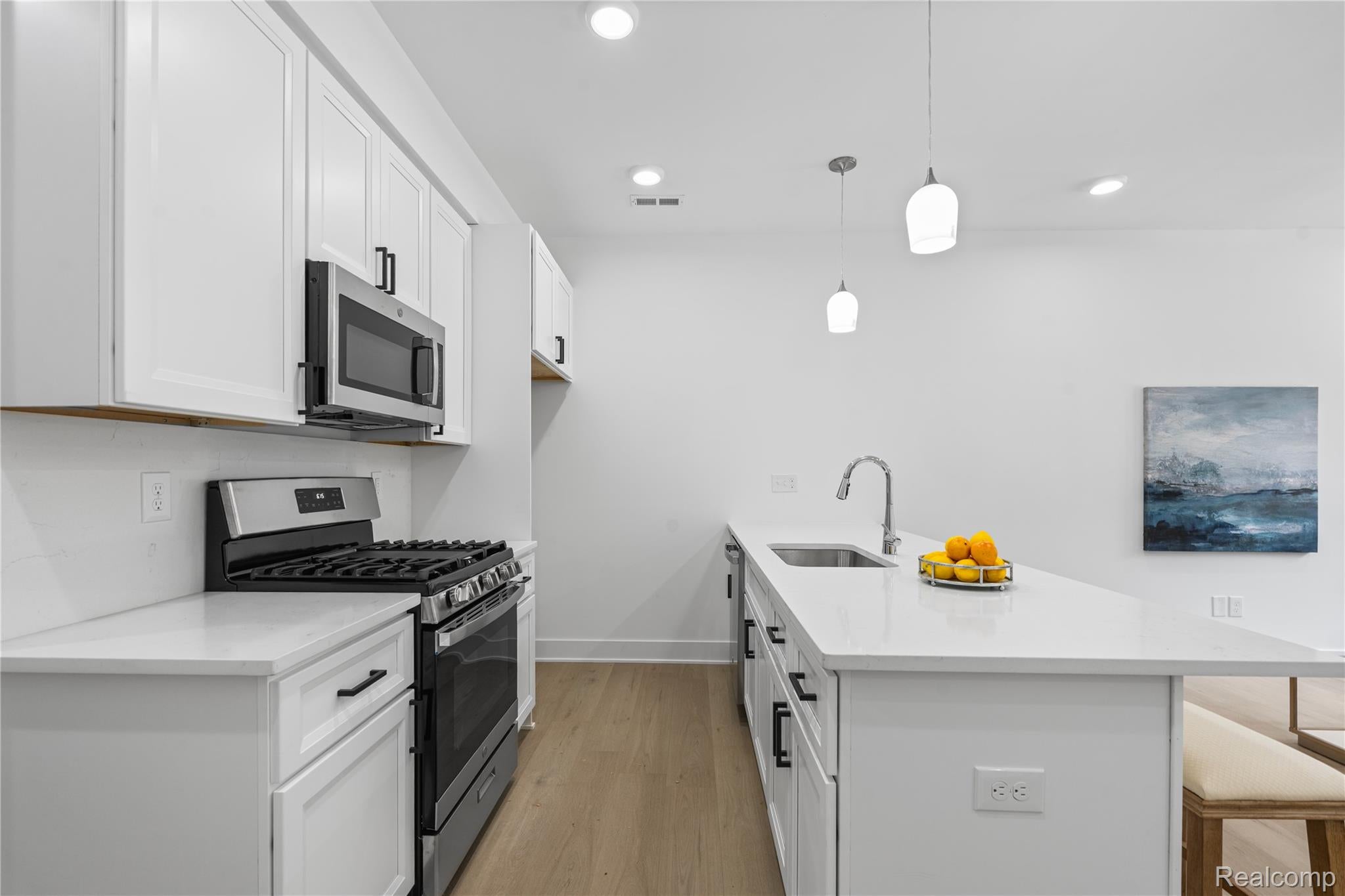 1301 Timberlane Dr