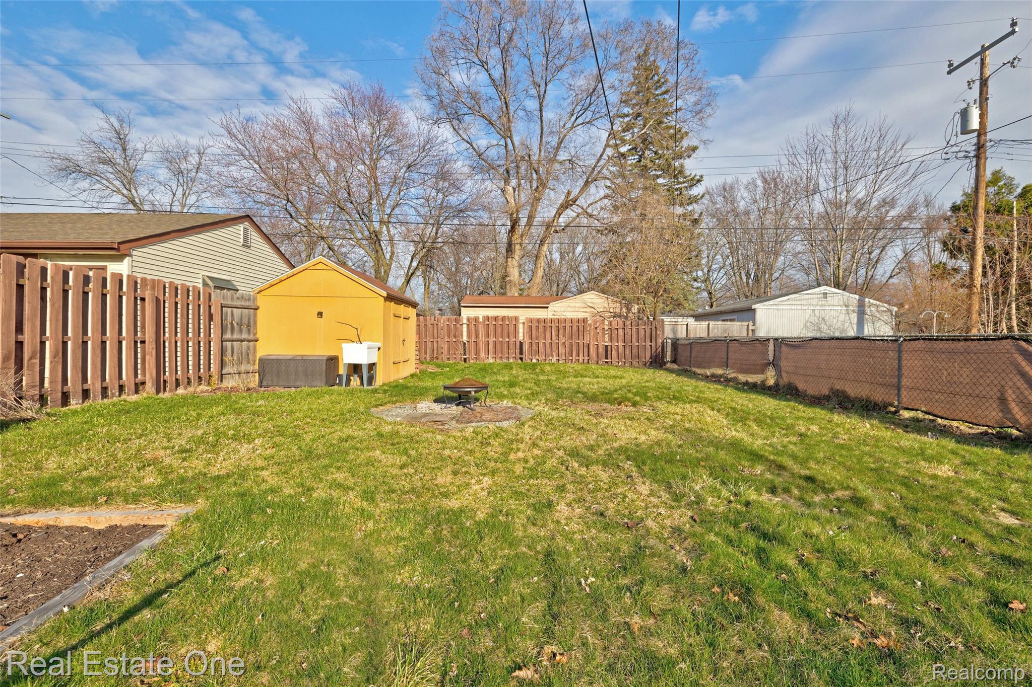 27732 Dartmouth Street