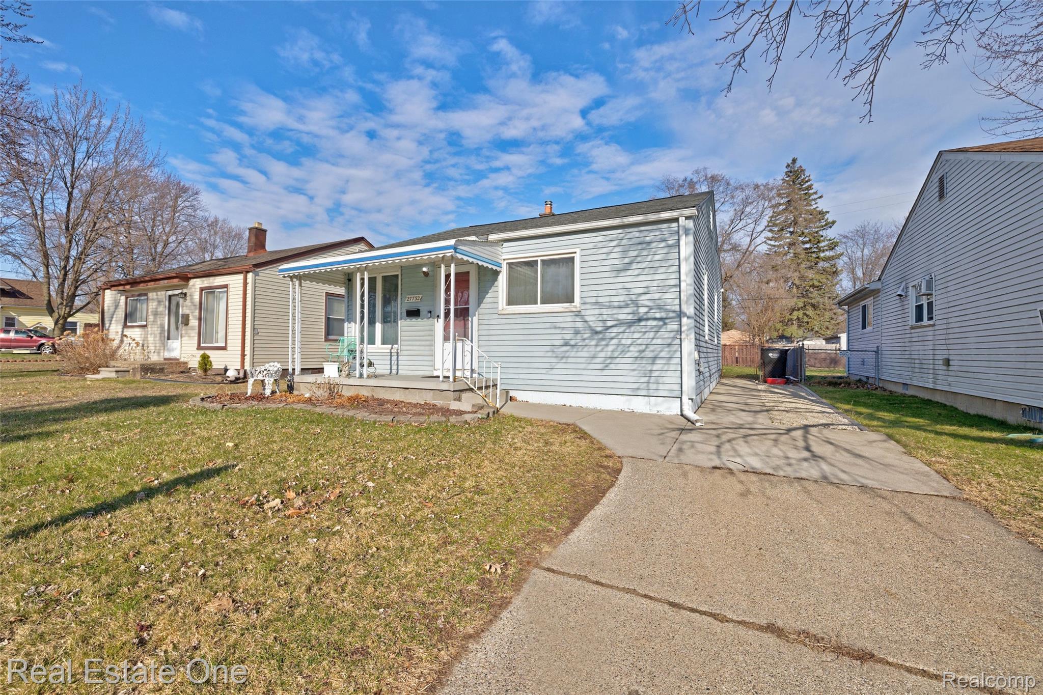 27732 Dartmouth Street