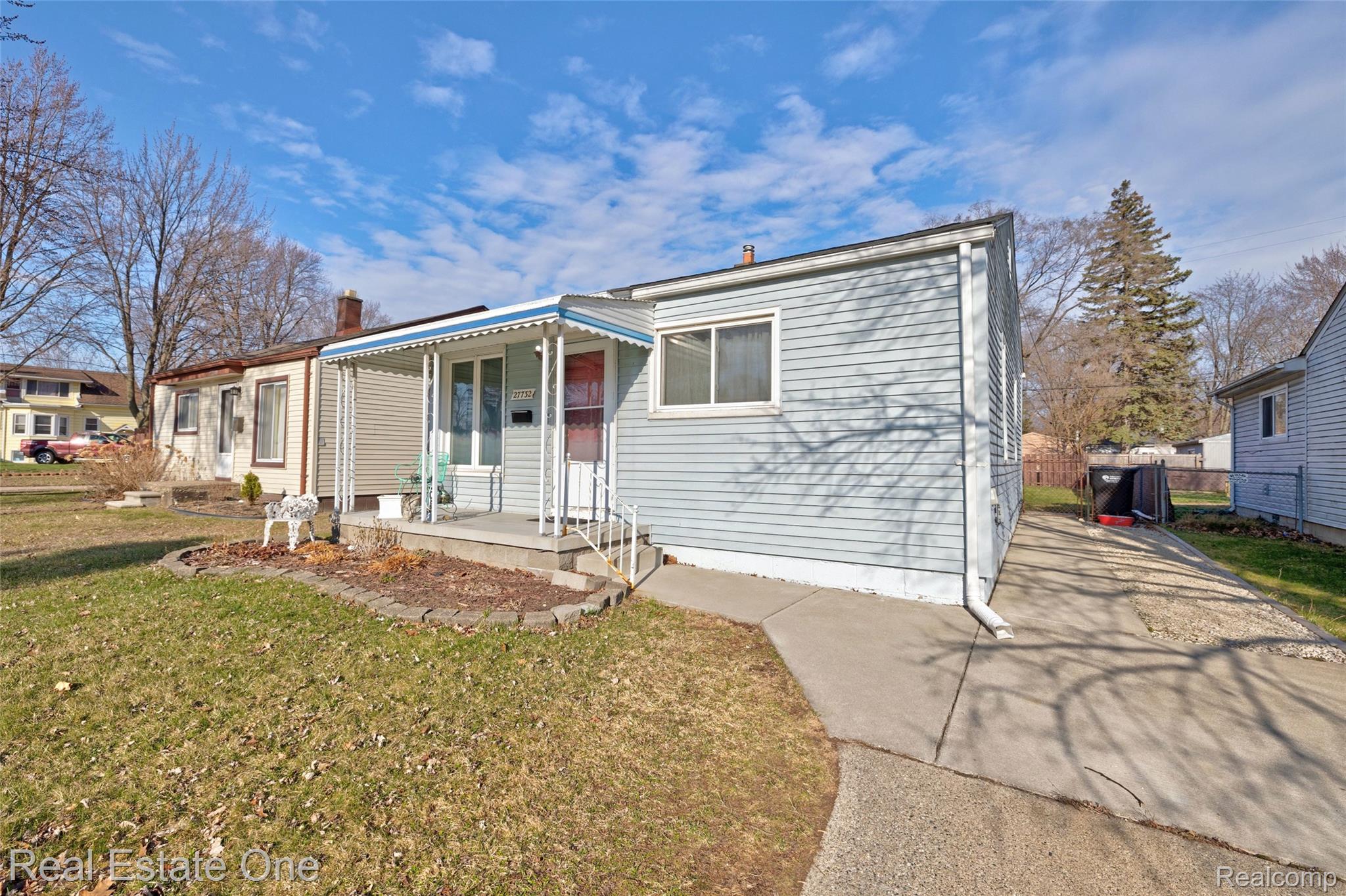 27732 Dartmouth Street