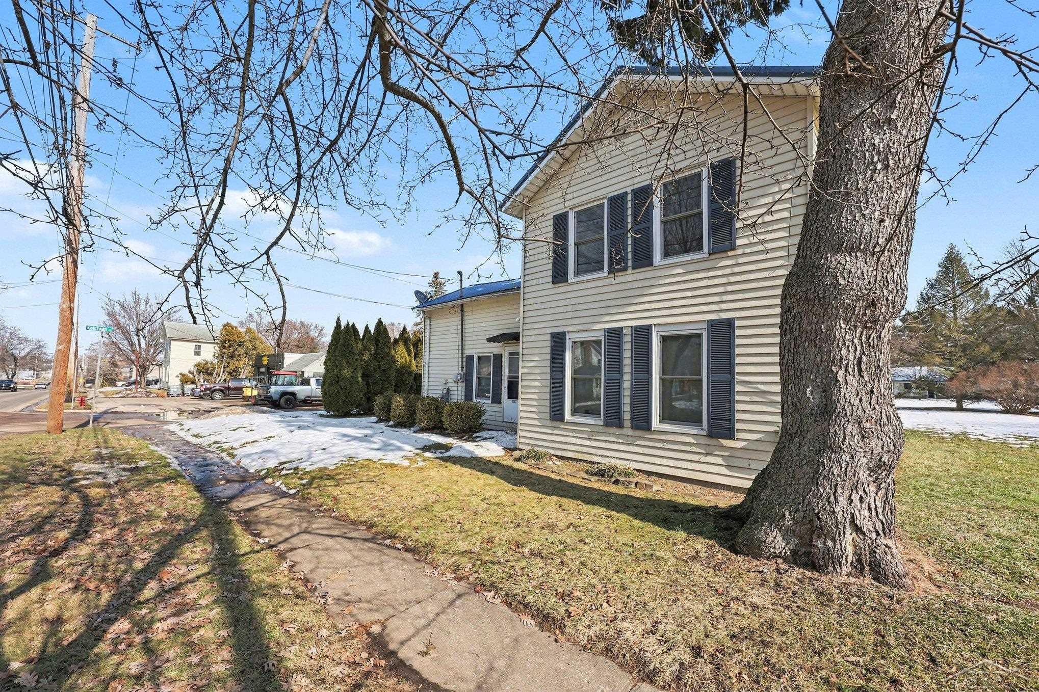 901 S Kalamazoo Avenue