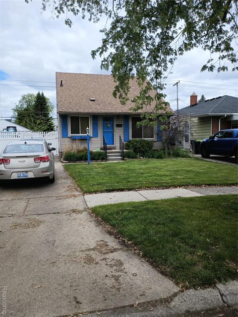 2082 MICHIGAN Boulevard Lincoln Park City MI 48146