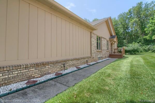 35193 Knollwood Lane