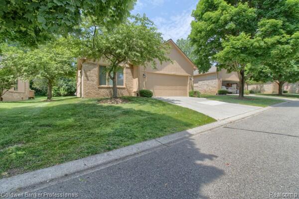 35193 Knollwood Lane