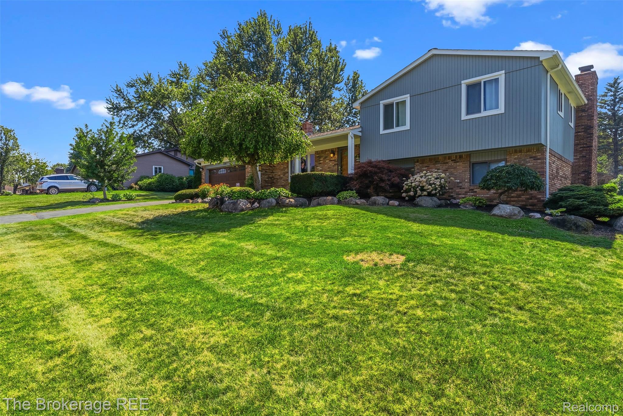 1438 Lynnwood Lane
