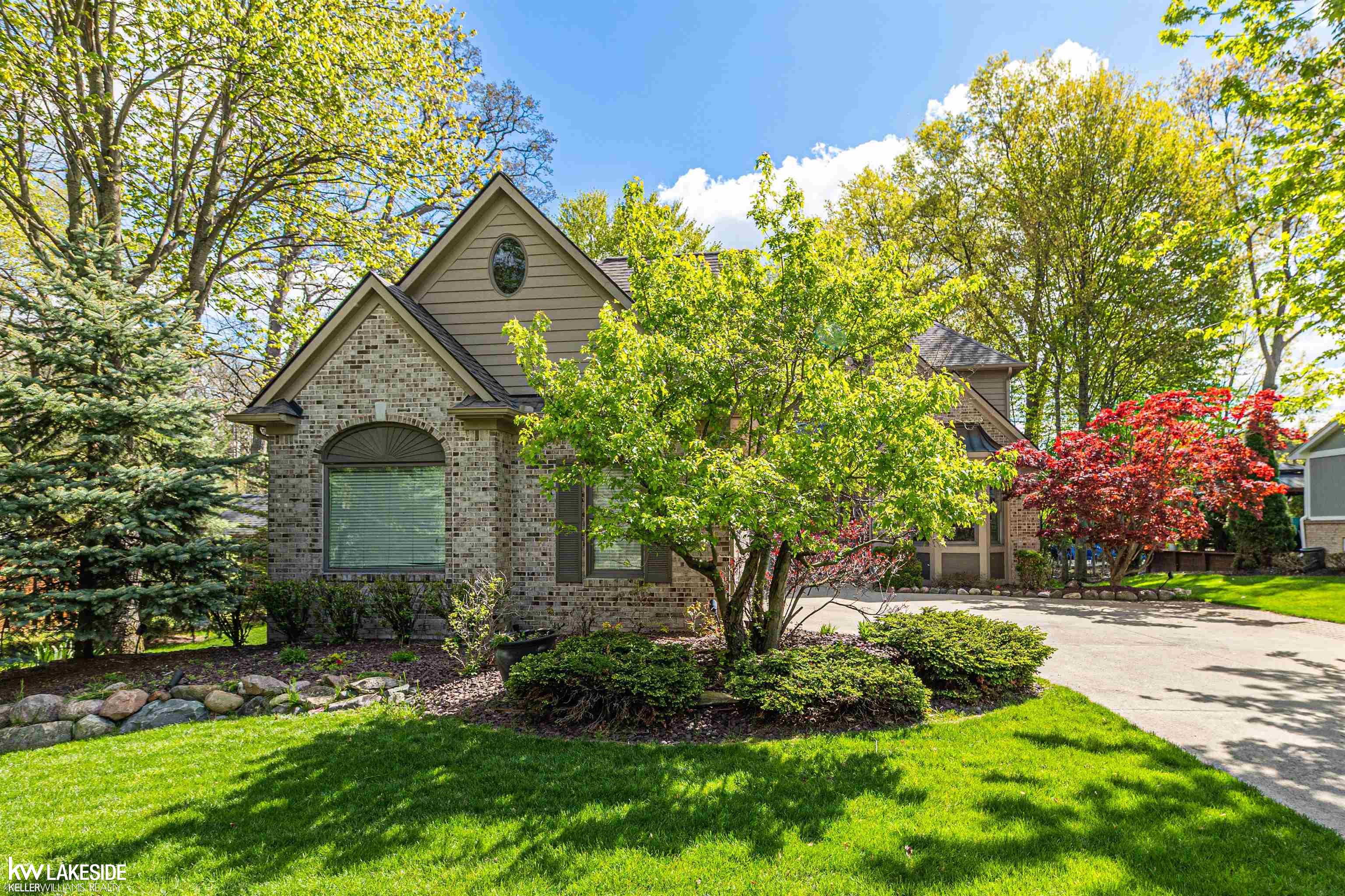 1440 Woodbridge Lane