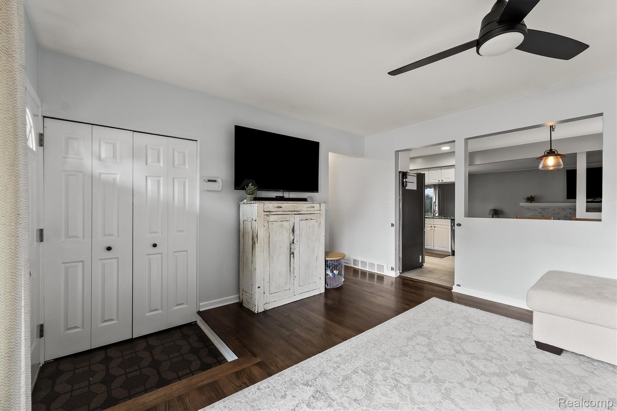 908 Elmsford Drive