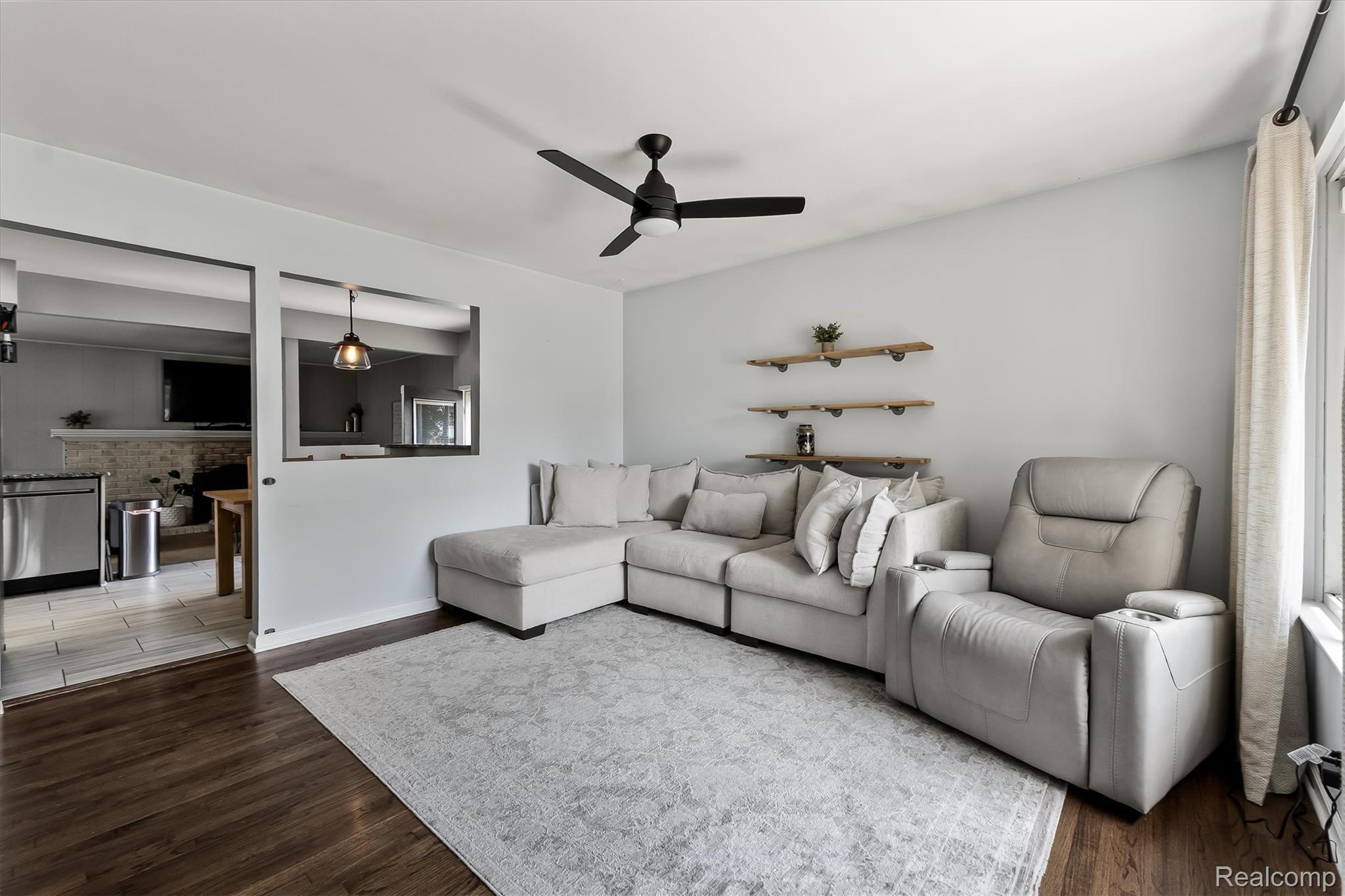 908 Elmsford Drive