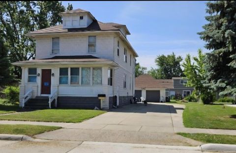 19504 Bigelow Street Roseville City MI 48066