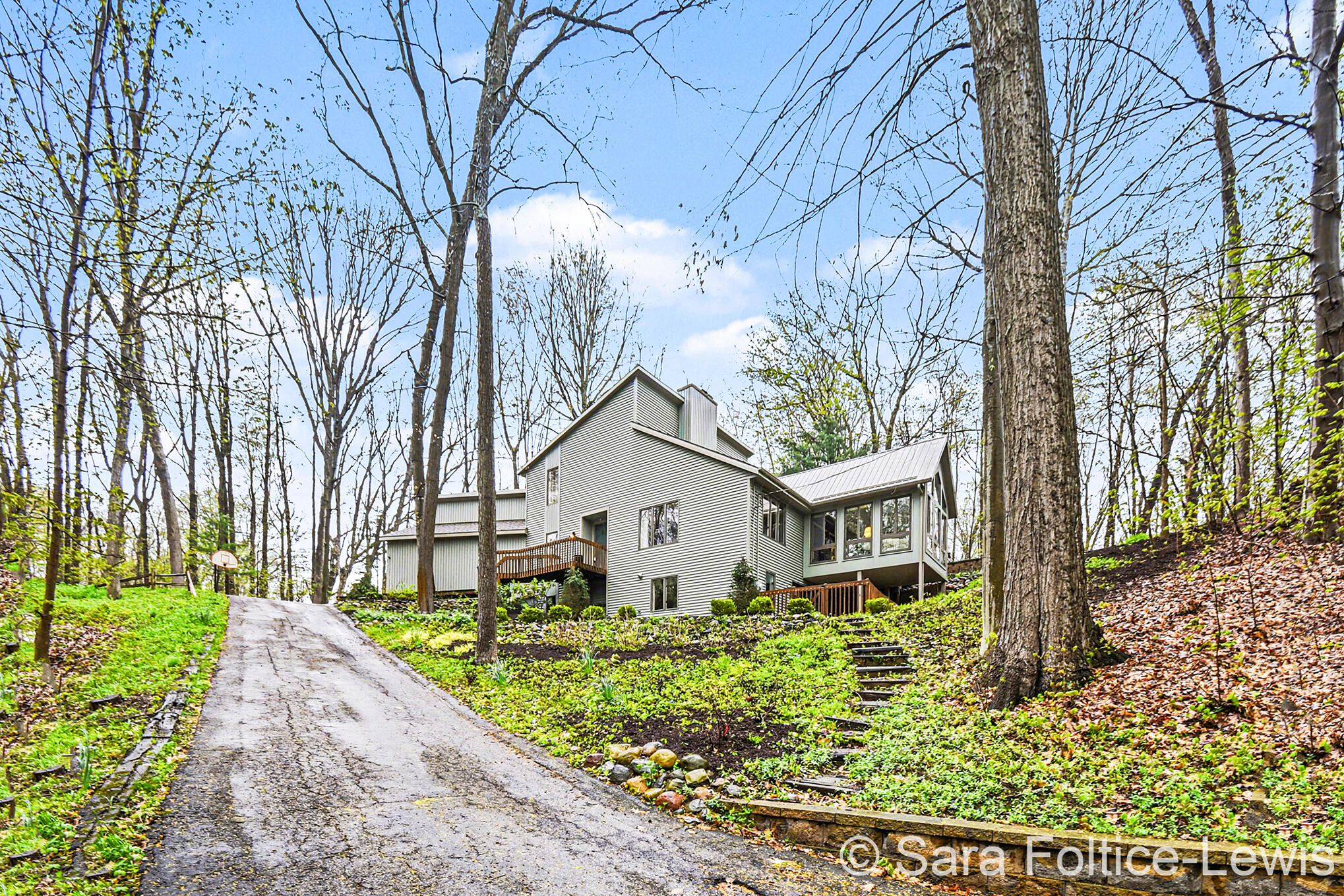 3875 Riverbend Drive SW