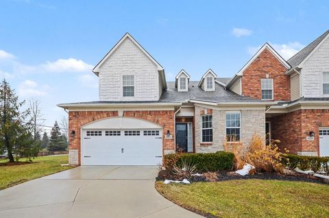 4313 Bennett Park Circle Troy City MI 48085