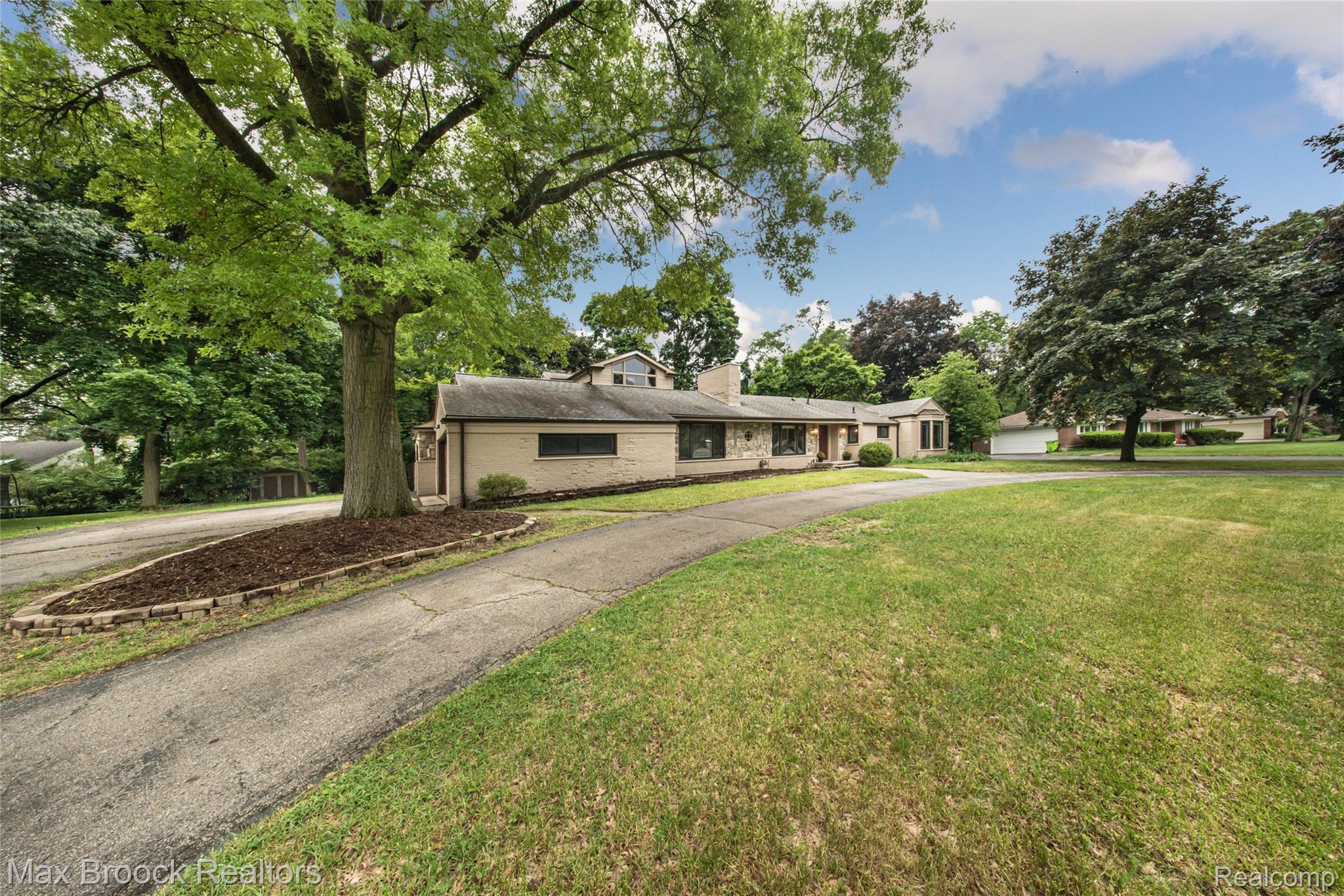 6730 Halyard Road