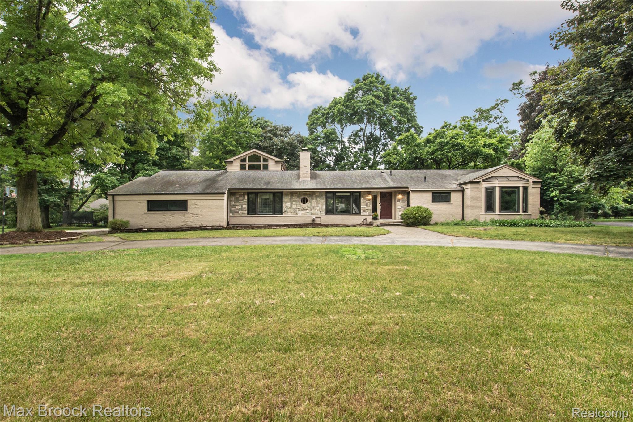 6730 Halyard Road