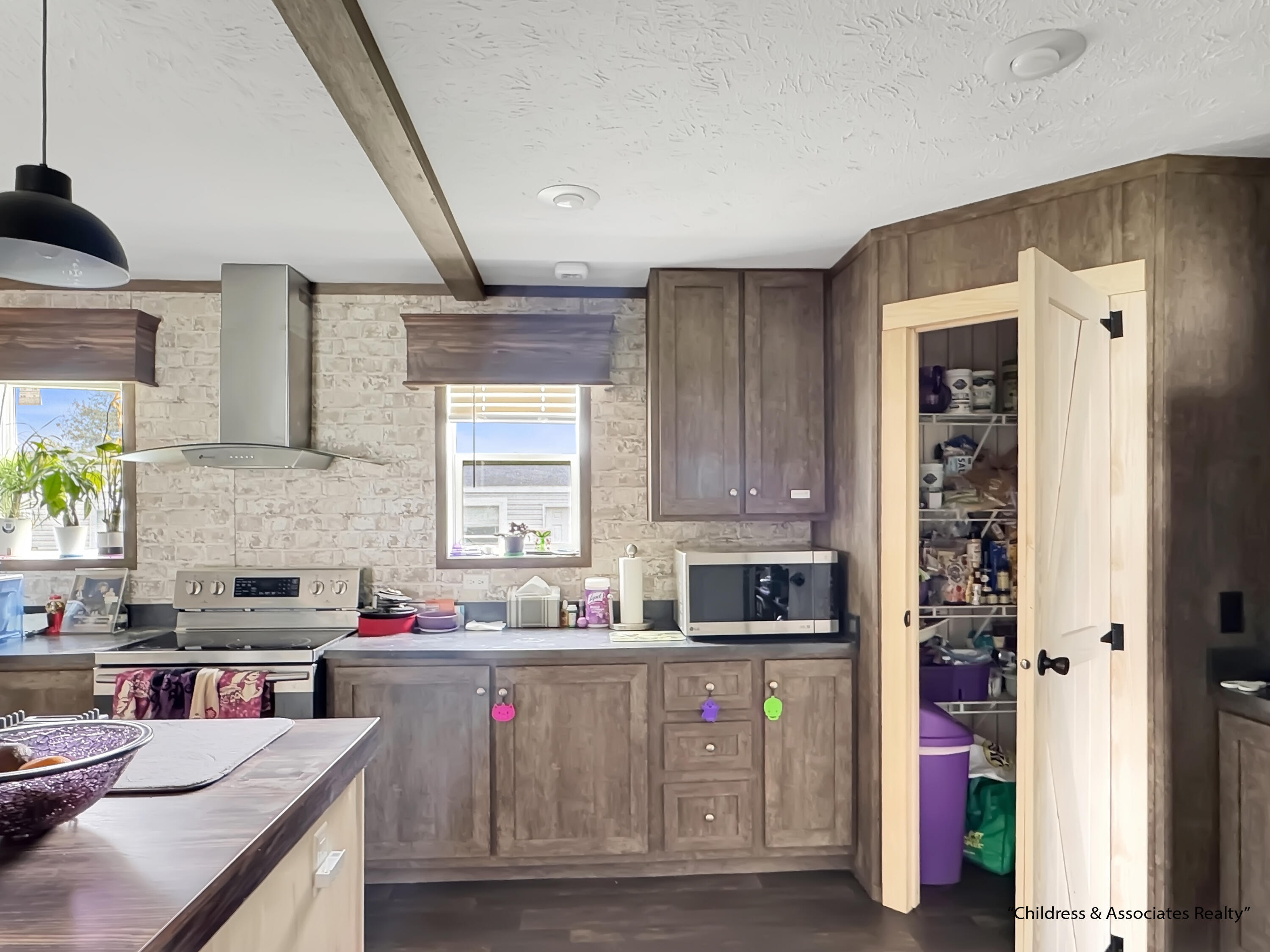 7342 Old Hickory Drive NE