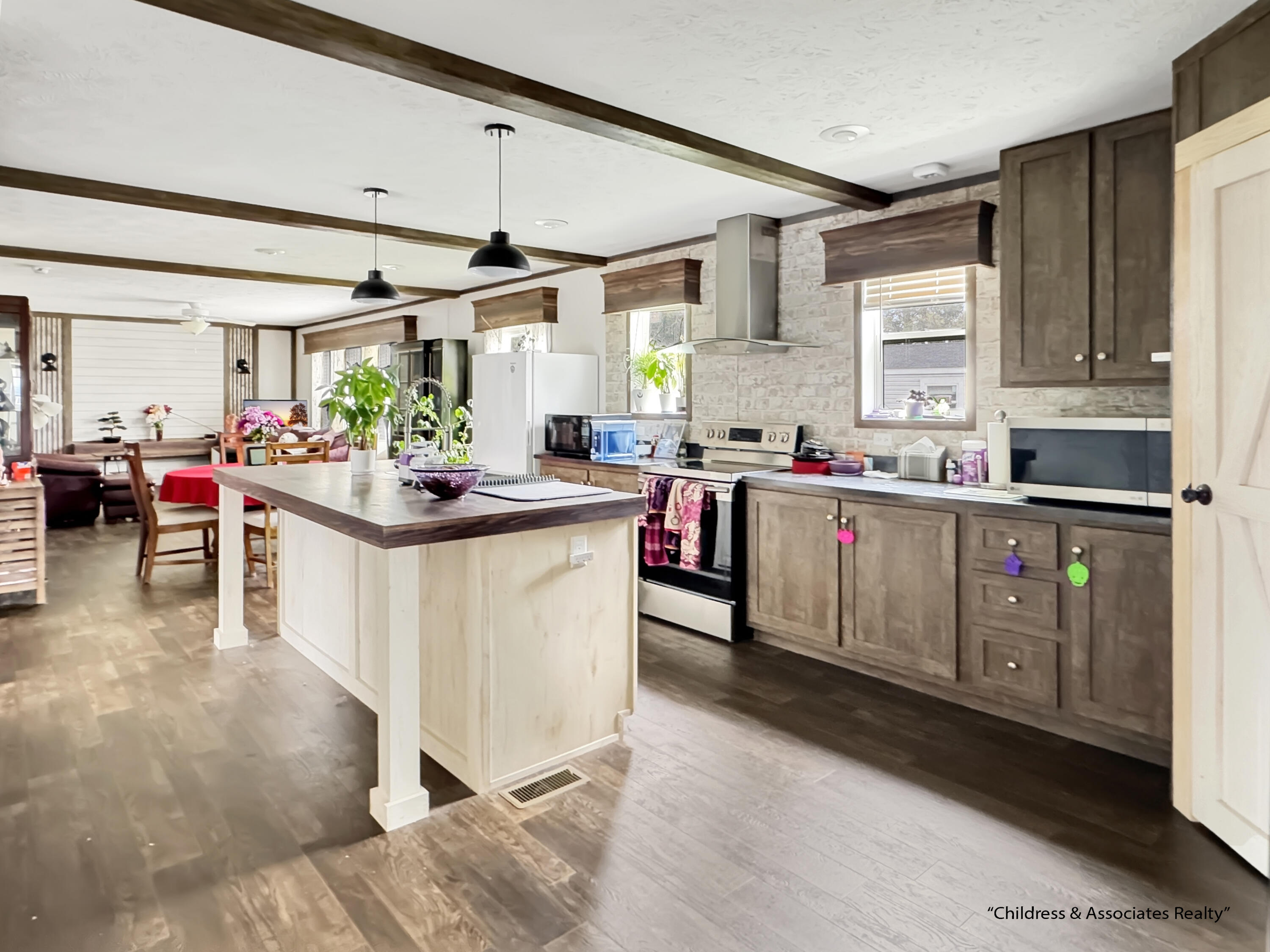 7342 Old Hickory Drive NE