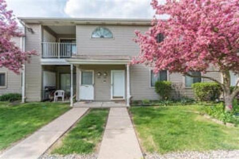 Photo of 735 Clubhouse Drive, Ypsilanti Charter Township, MI 48197 (MLS # 81026014748)