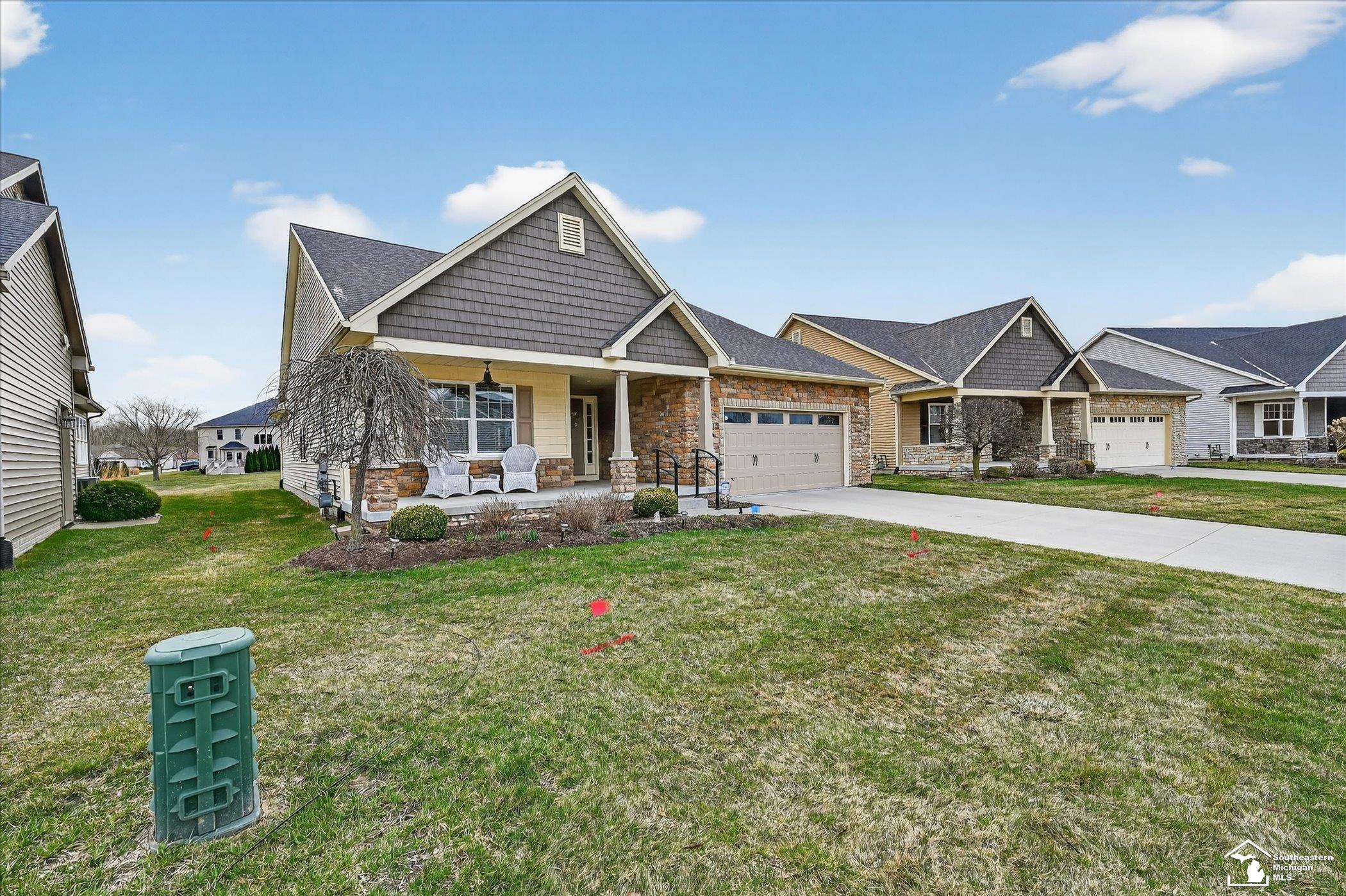 6727 W Summer Breeze Drive