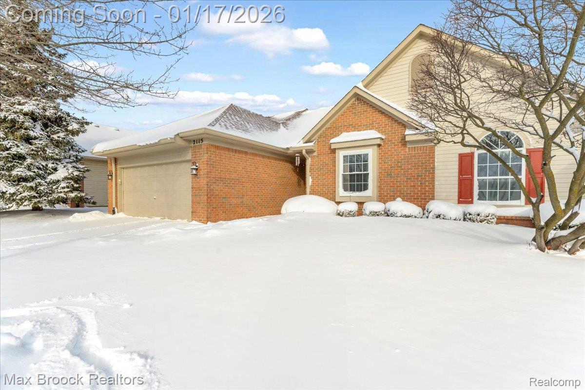 2115 Oakbrook Boulevard