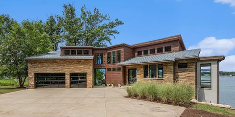 68448 Beechwood Drive Keeler Township MI 49047