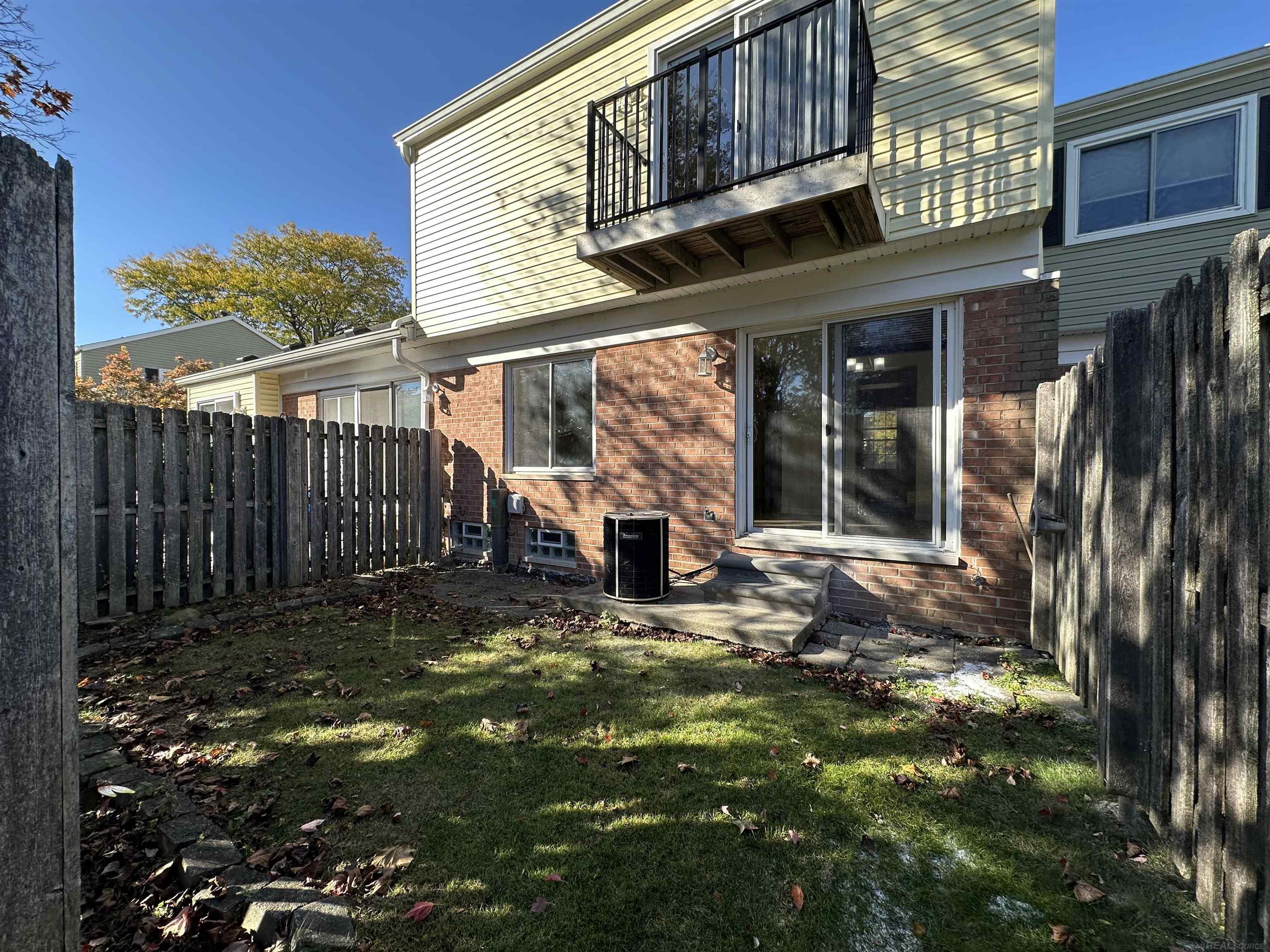 37354 Charter Oaks Boulevard