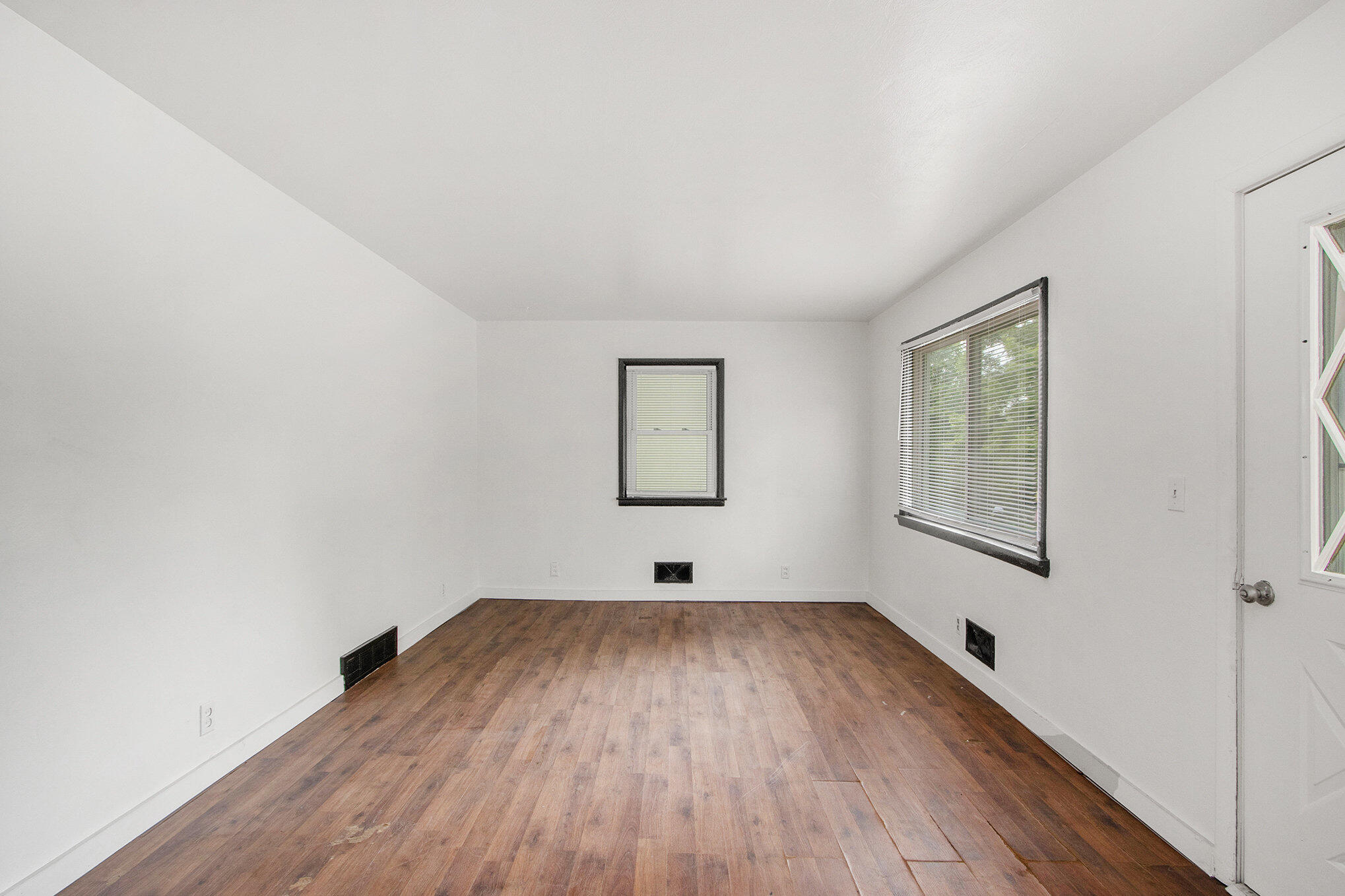 528 Leenhouts Street