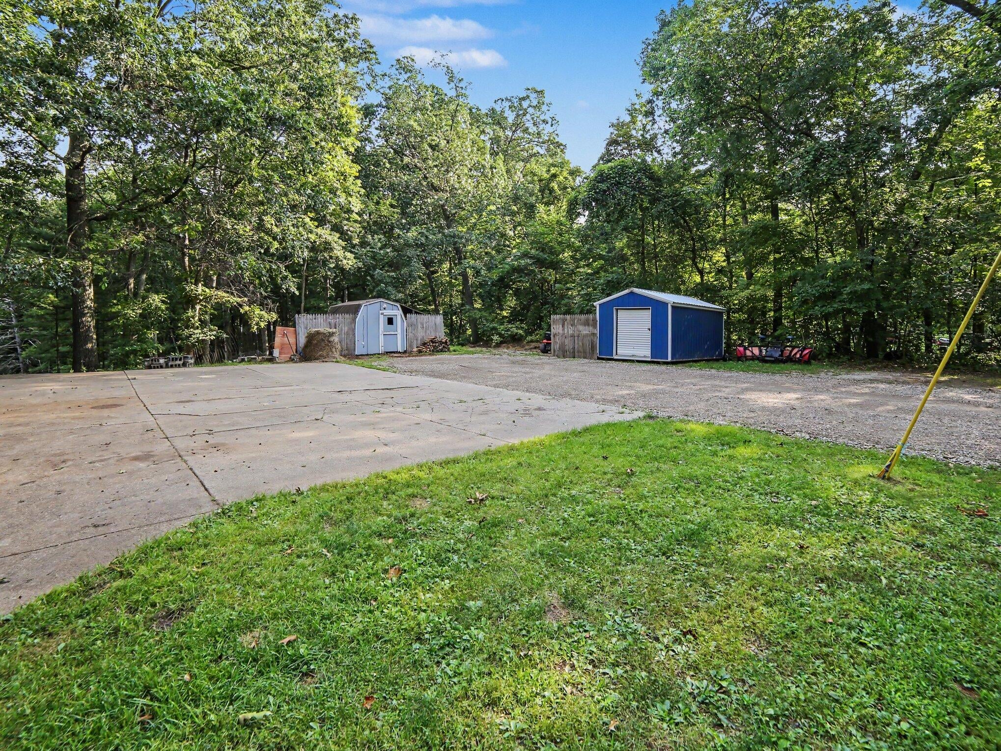 5690 White Road