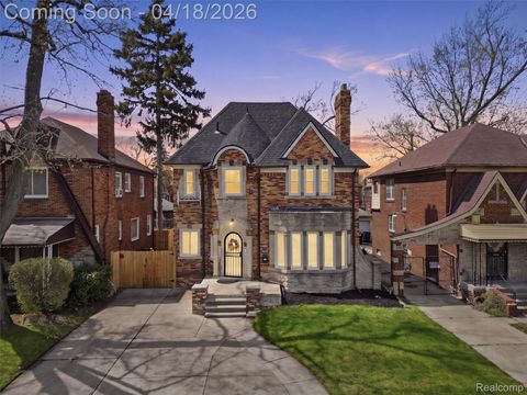 18043 Wisconsin Street Detroit City MI 48221