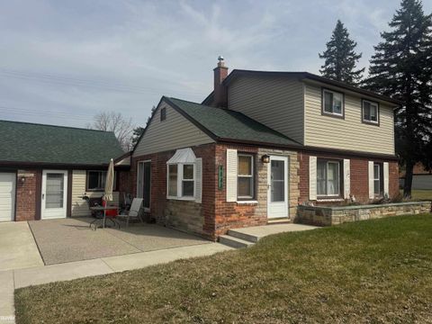 8233 Wilson Drive Shelby Charter Township MI 48316