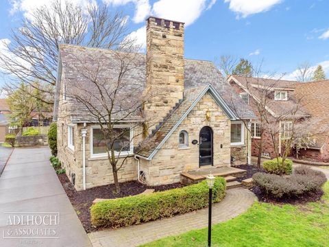 601 Fisher Road Grosse Pointe City MI 48230