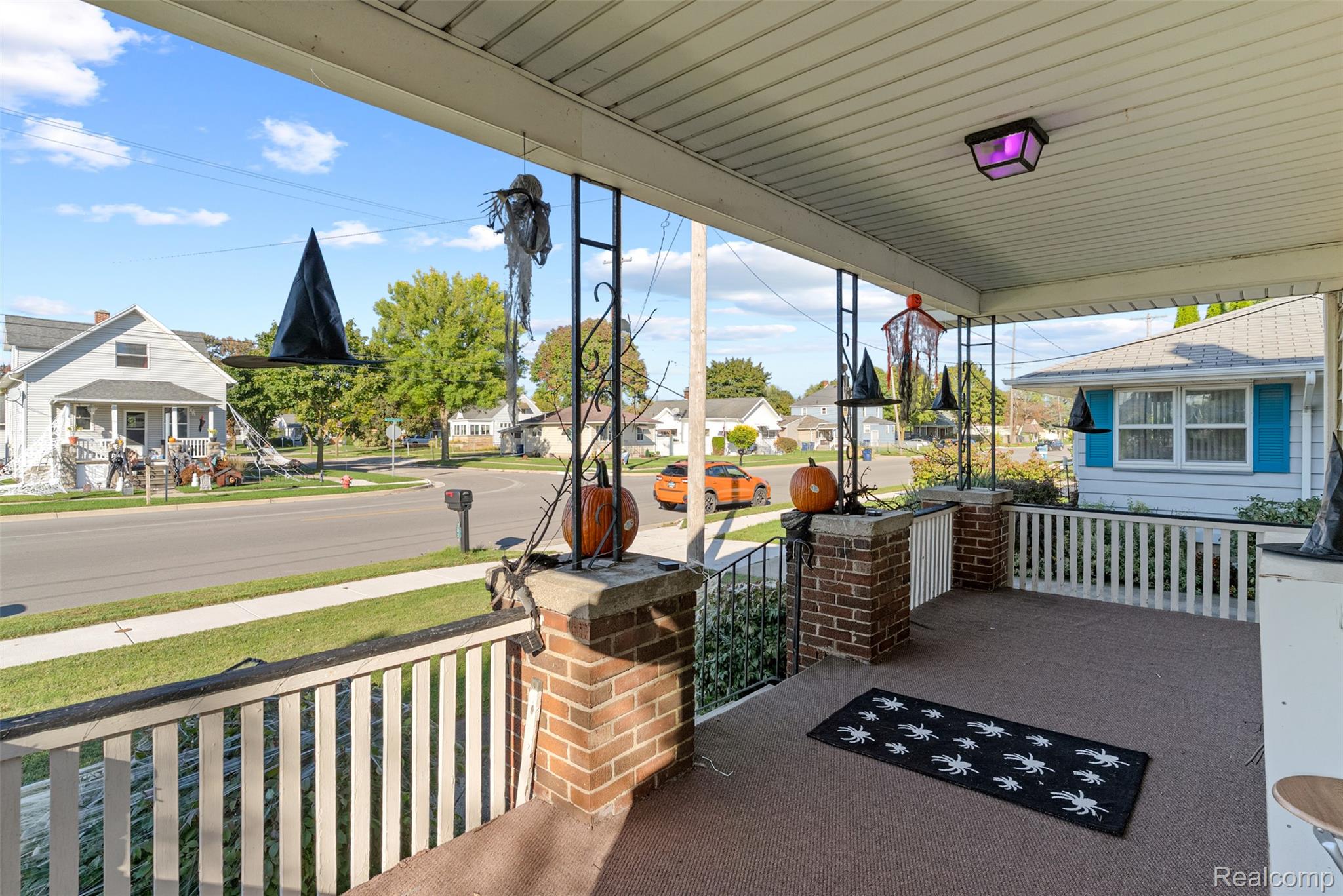 2028 Kosciuszko Avenue