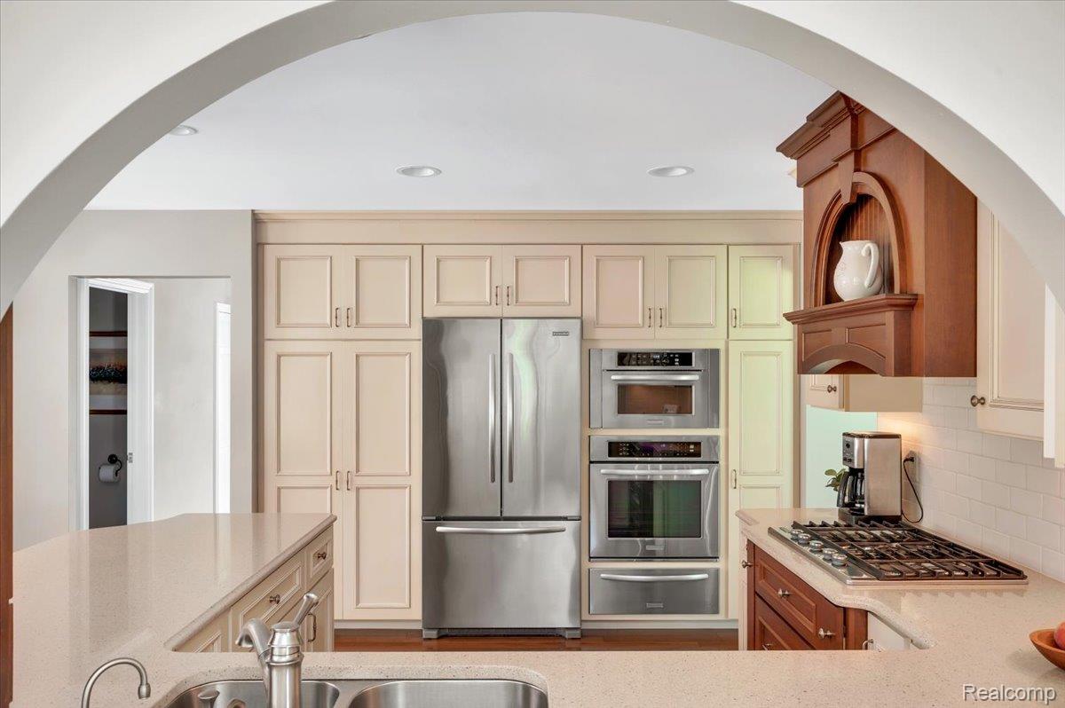 821 Box Canyon Court